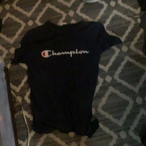 Men’s champion shirt hardly worn